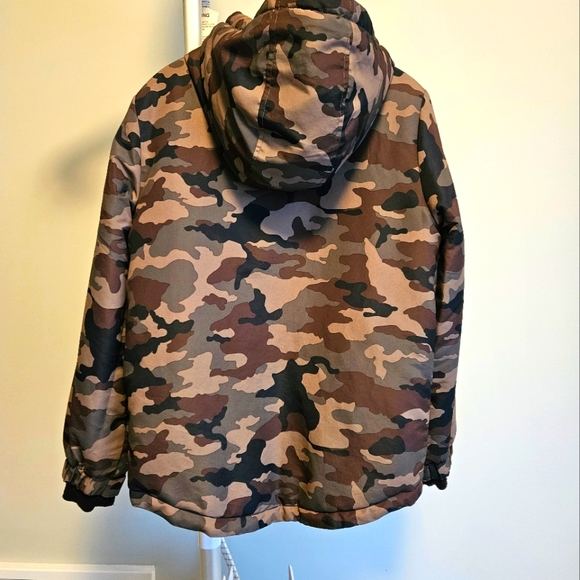 The boys' winter jacket (10-12yrs) - Picture 1 of 3